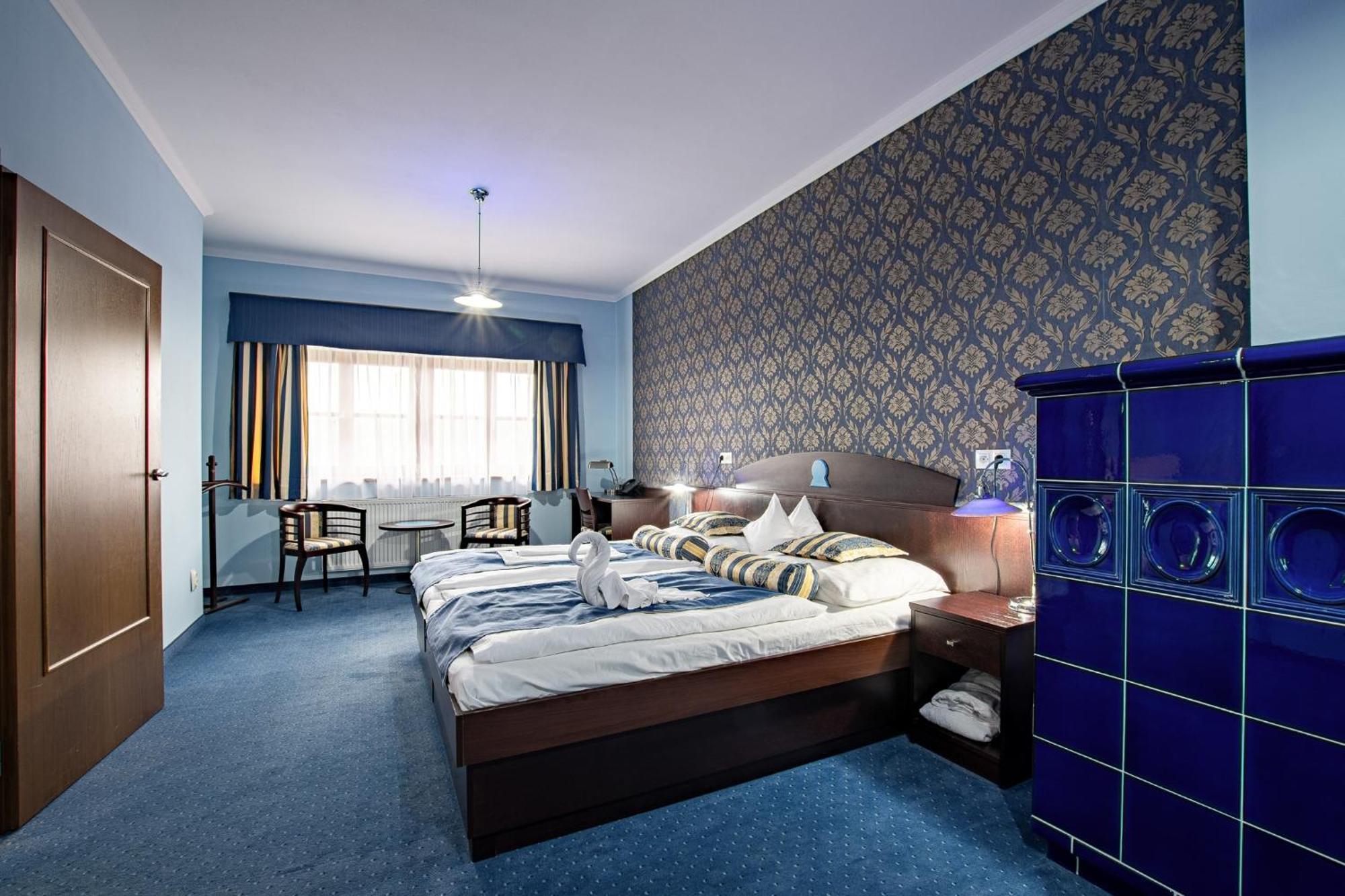 Hotel Studanka Рихнов-над-Кнежноу Экстерьер фото